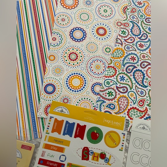 ✏️📚 DOODLEBUG DESIGN INC. SCHOOL & TEACHER DIY SCRAPBOOK BUNDLE! 12 PIECE LOT! - Picture 7 of 14